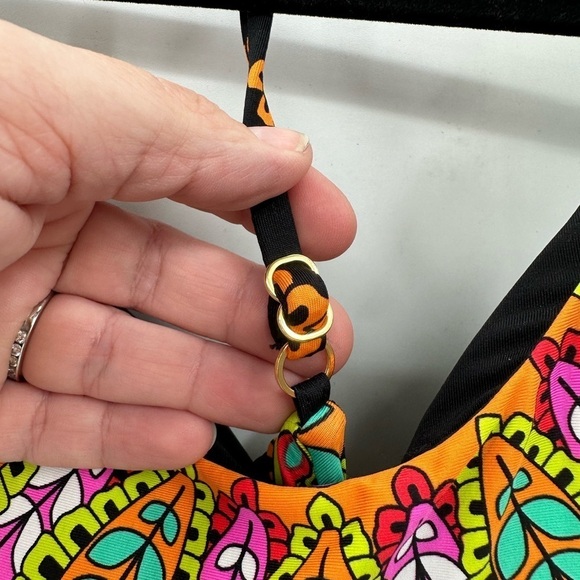 TRINA TURK MOROCCAN Medallion Jersey built in bra Y back stretch dress. NWOT XS - Picture 6 of 13